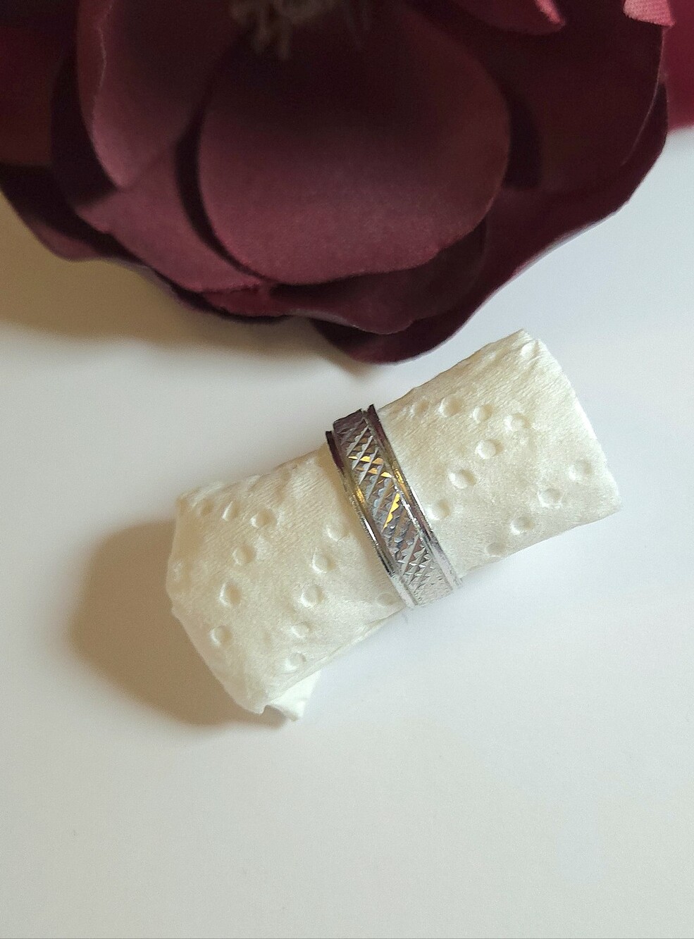 Vintage Silver Diamond Cut Alunimum Band Ring Size 6